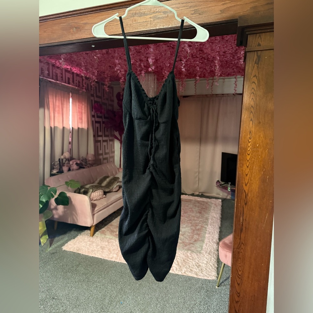 H&M Black Textured dress